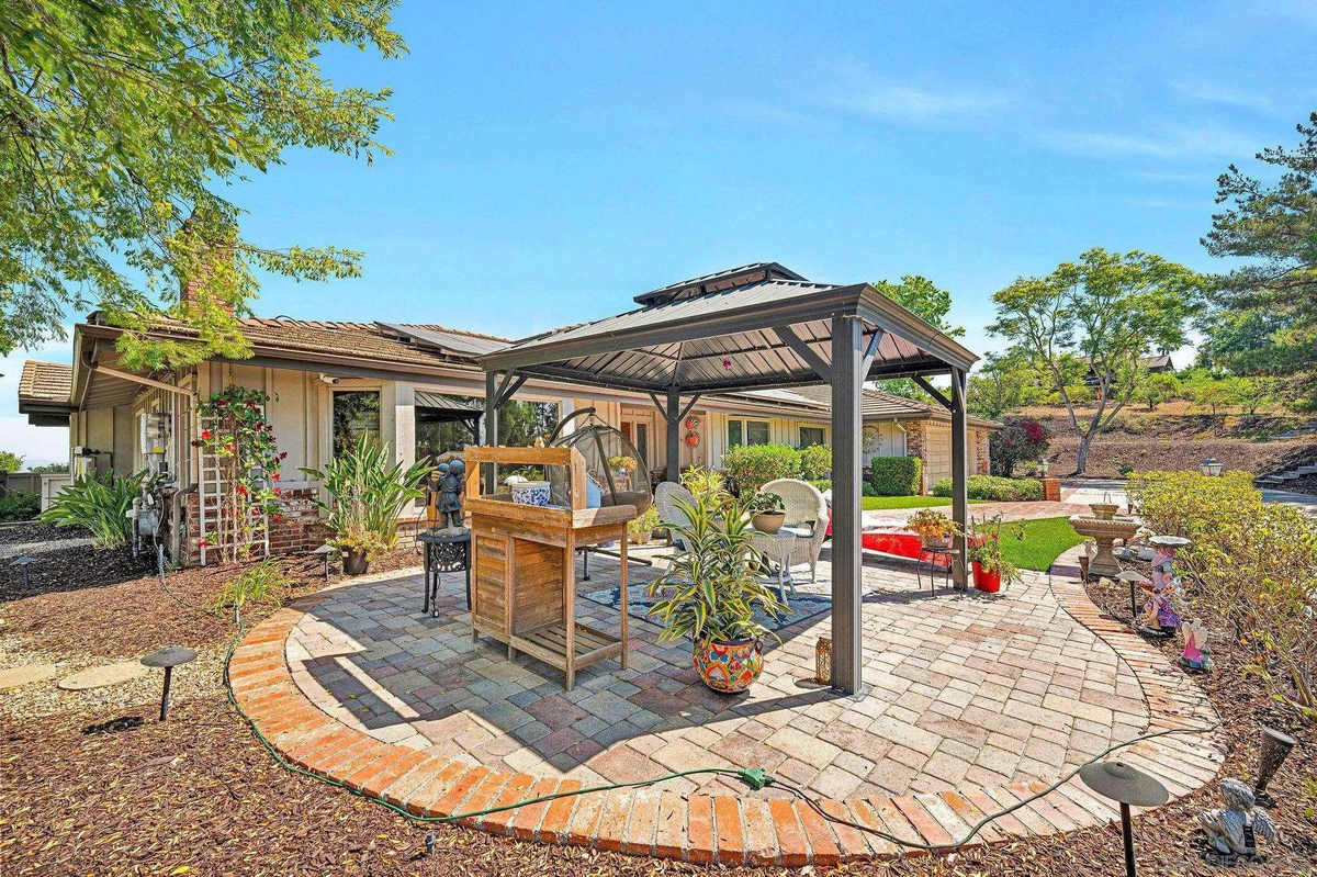 Featured Listing Image 39
