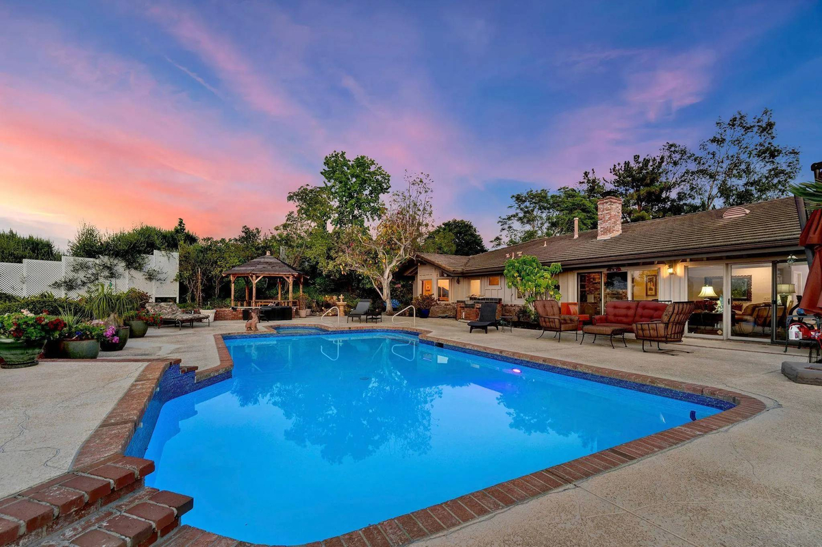 Featured Listing Image 60