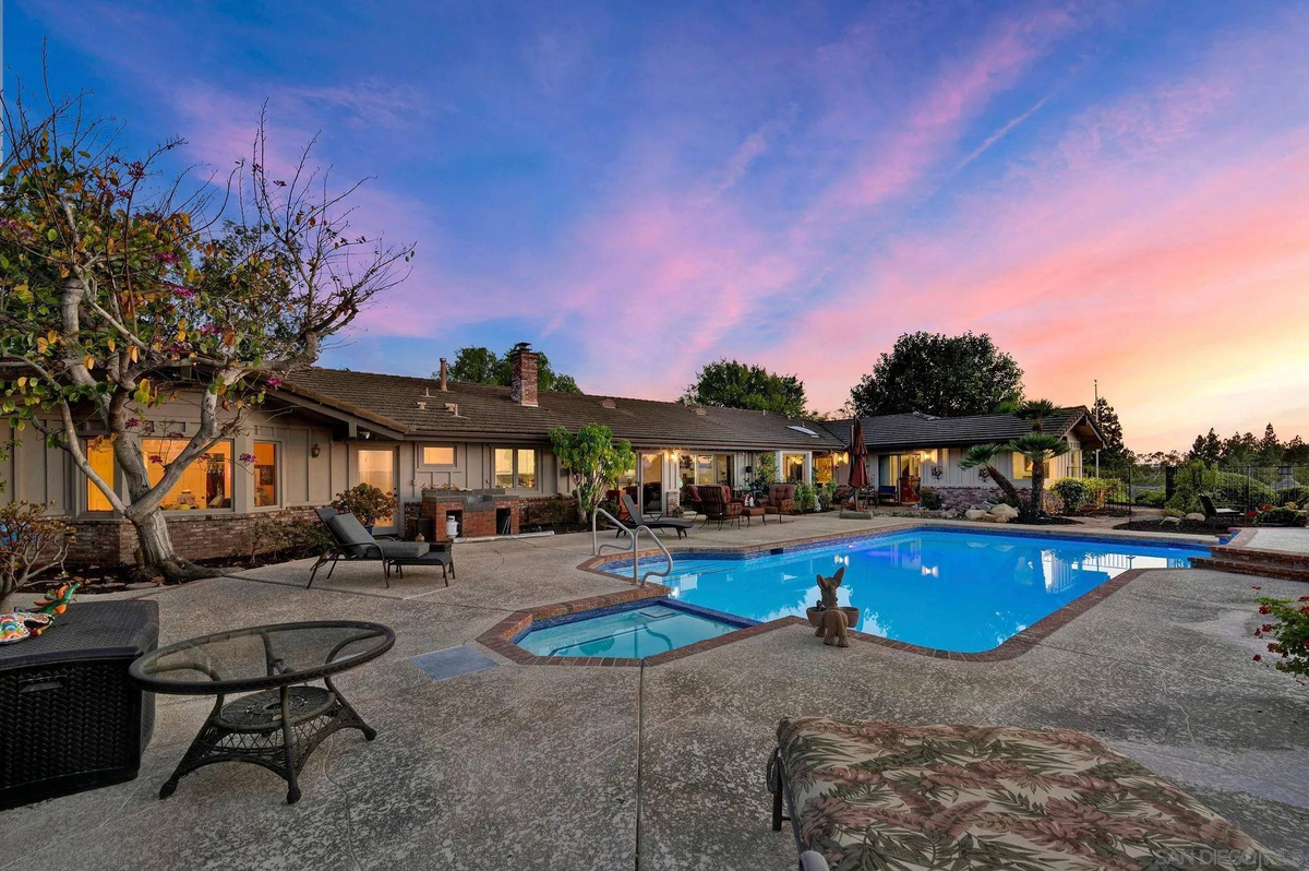 Featured Listing Image 63