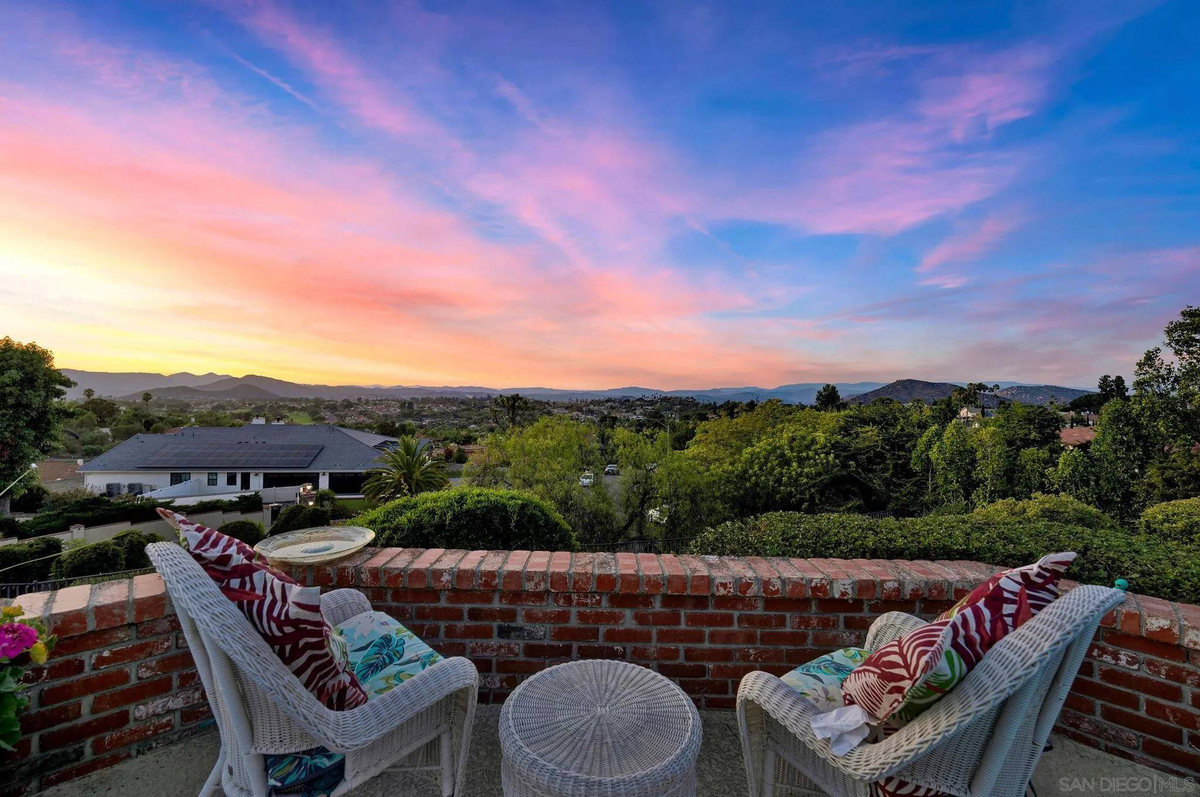 Featured Listing Image 72