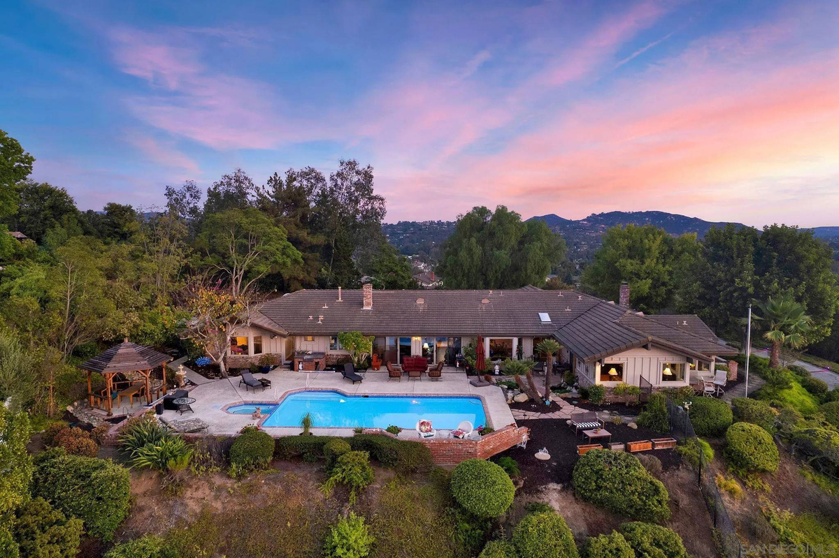 Featured Listing Image 55