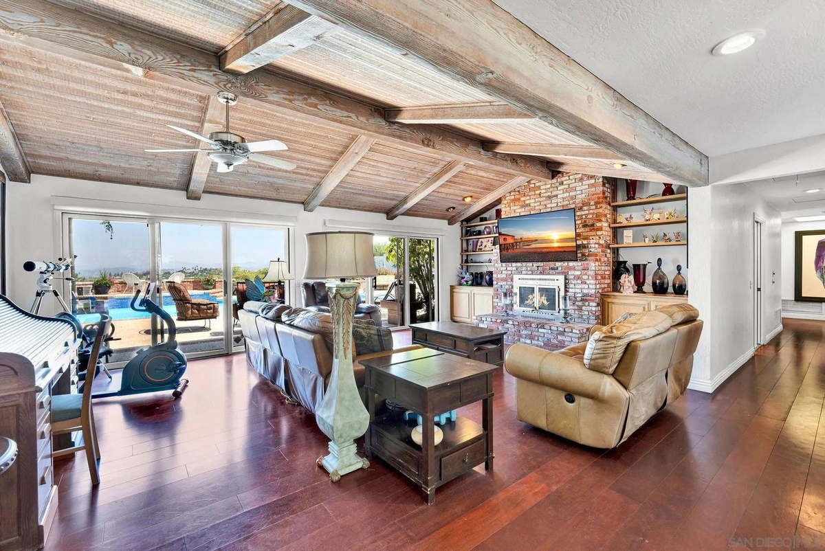 Featured Listing Image 13