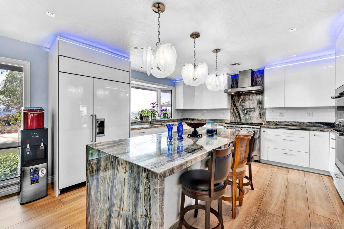 Featured Listing Image 20