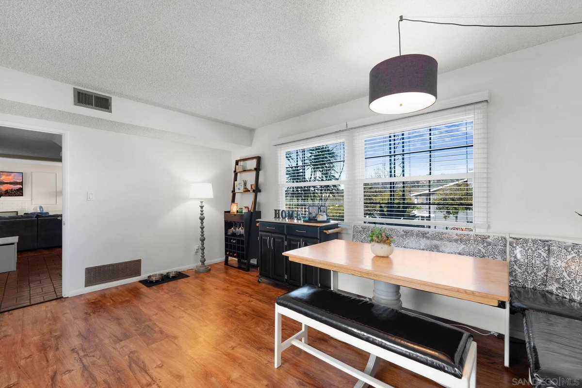 Featured Listing Image 9