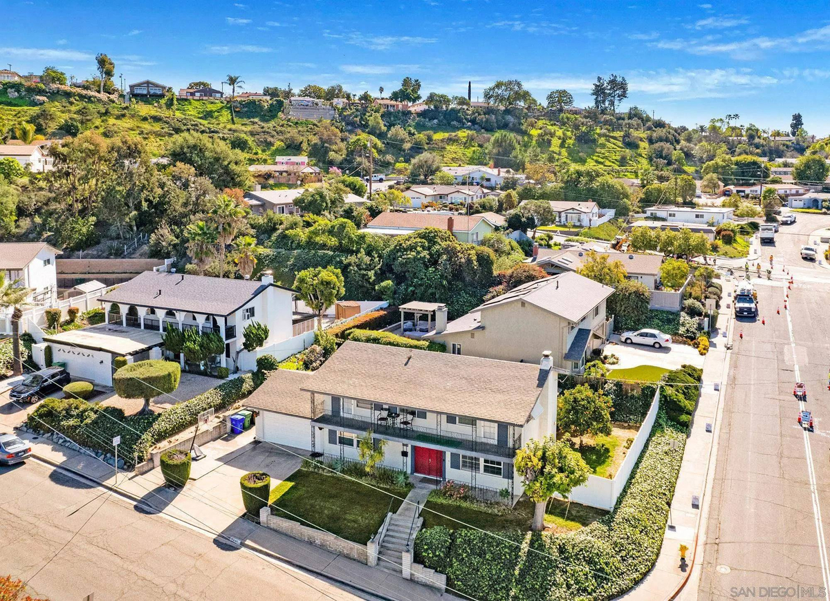 Featured Listing Image 38