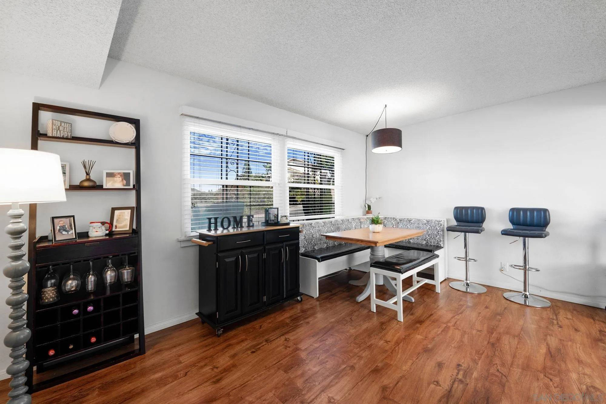 Featured Listing Image 12