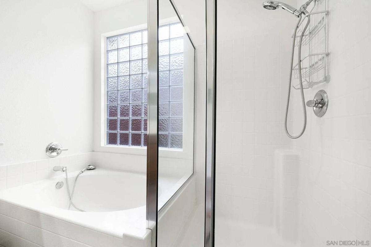 Featured Listing Image 28