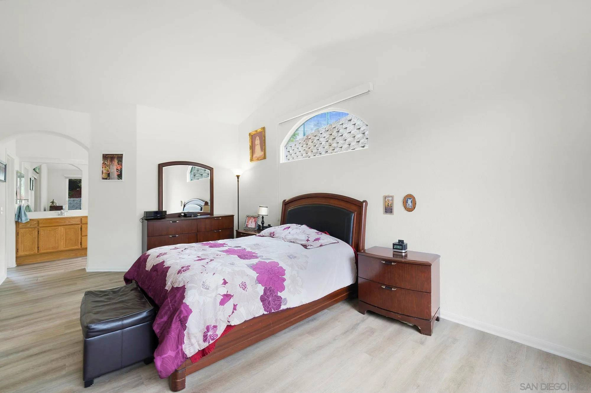 Featured Listing Image 20
