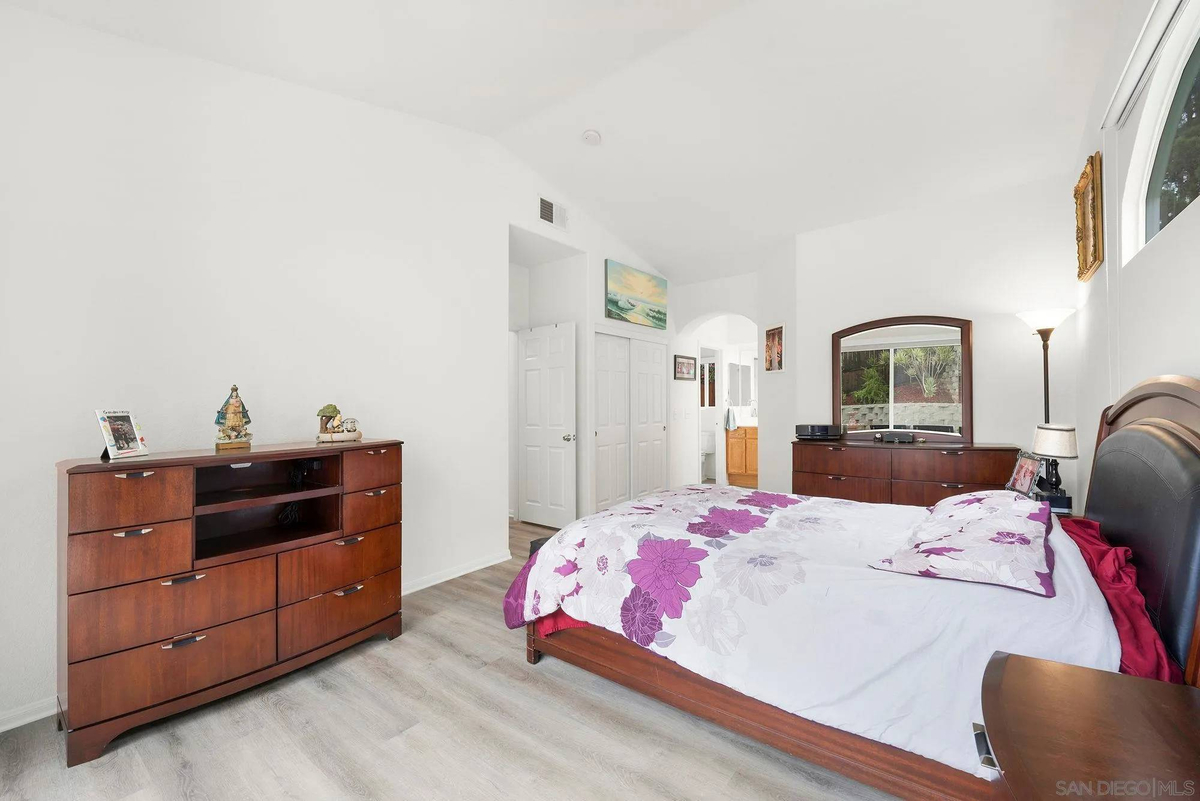 Featured Listing Image 19