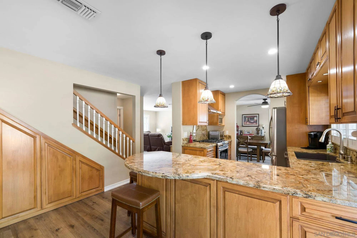 Featured Listing Image 17
