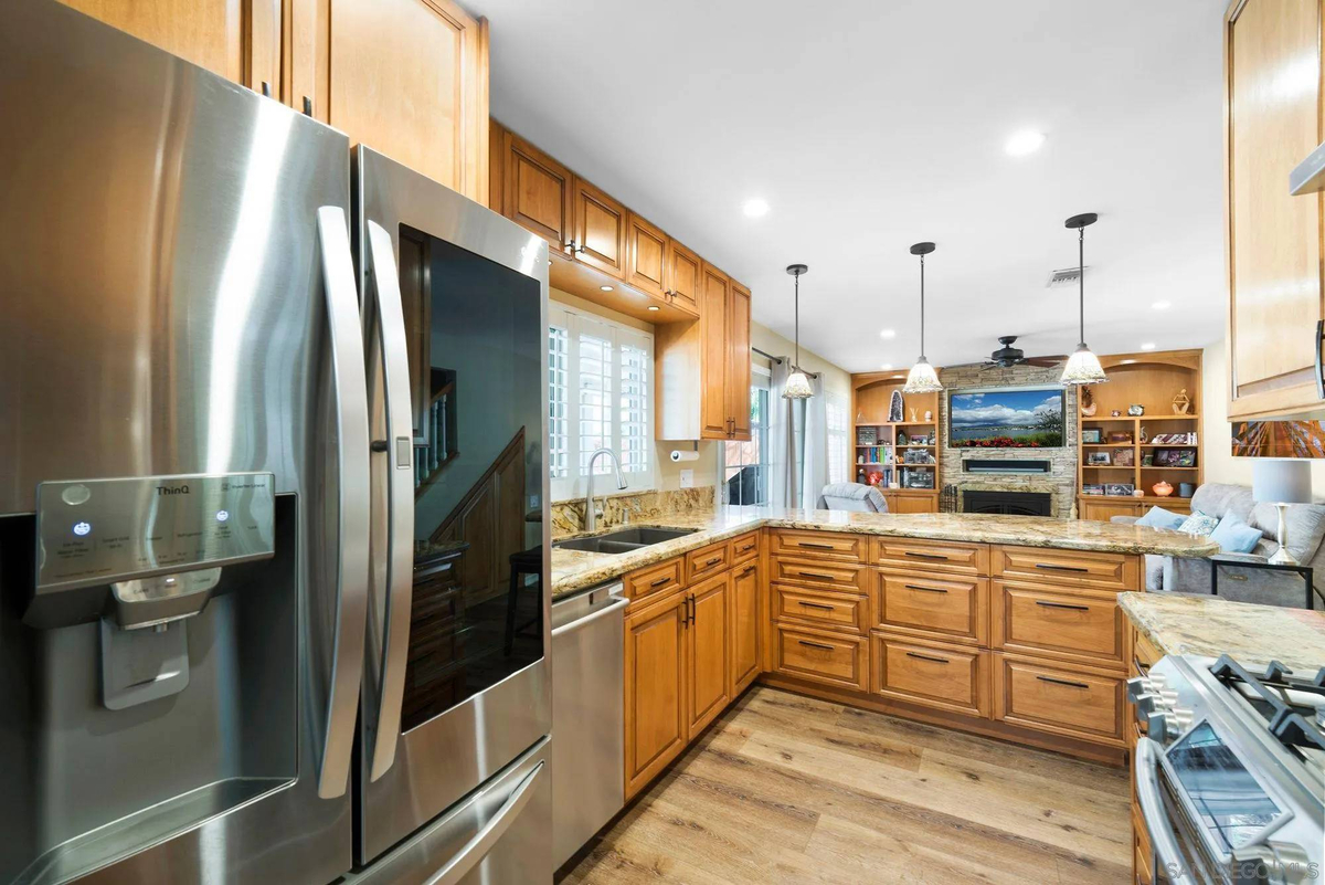 Featured Listing Image 14