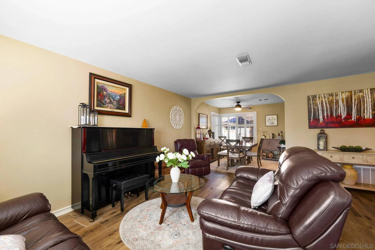 Featured Listing Image 3