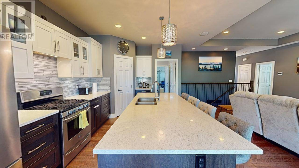 Featured Listing Image 11