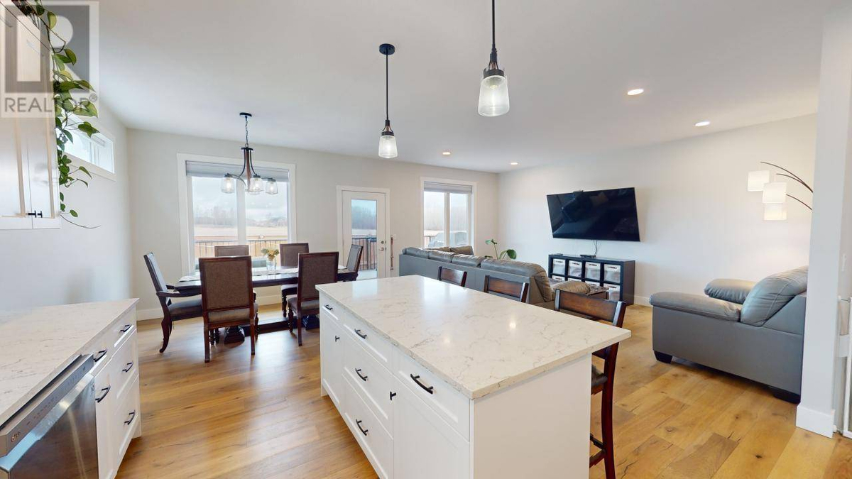 Featured Listing Image 13
