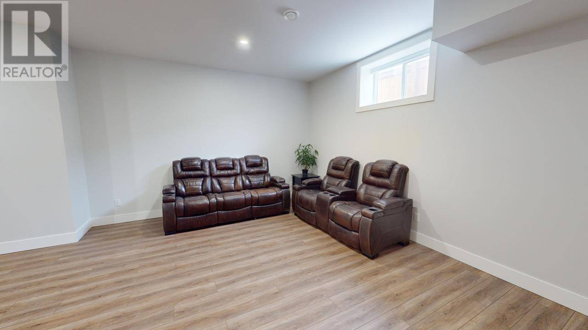 Featured Listing Image 28