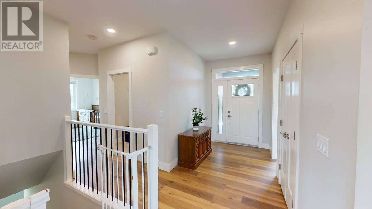 Featured Listing Image 4