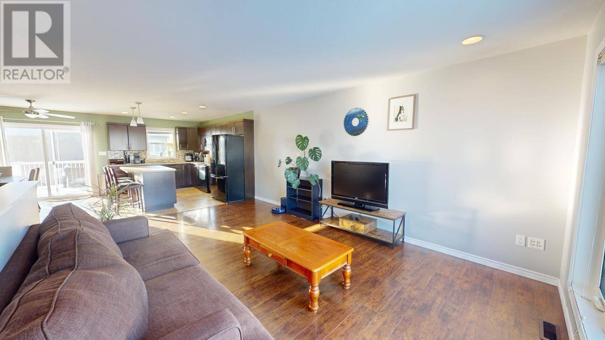 Featured Listing Image 8