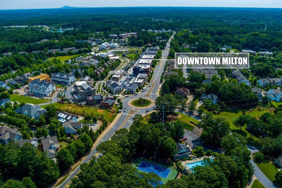 Featured Listing Image 62