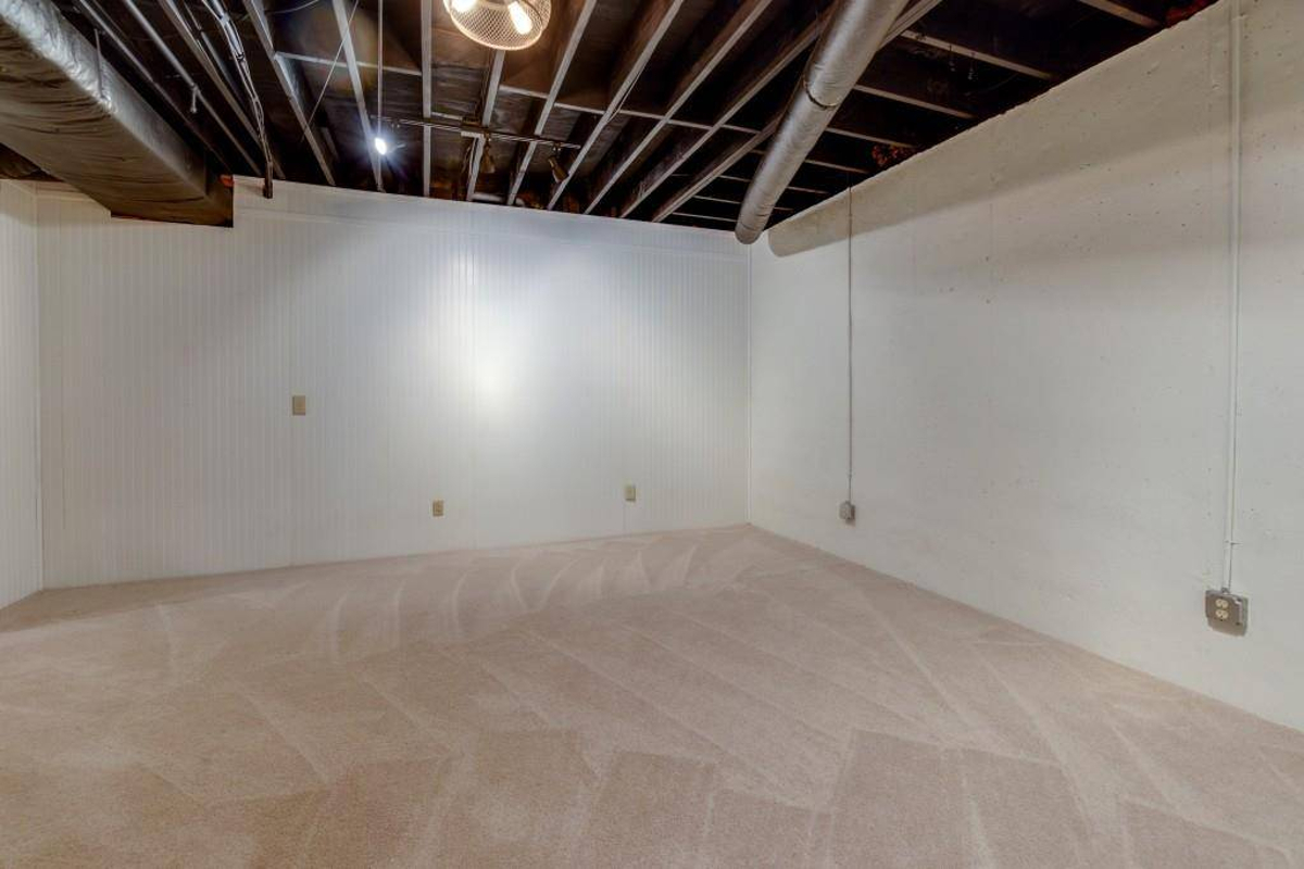 Featured Listing Image 42