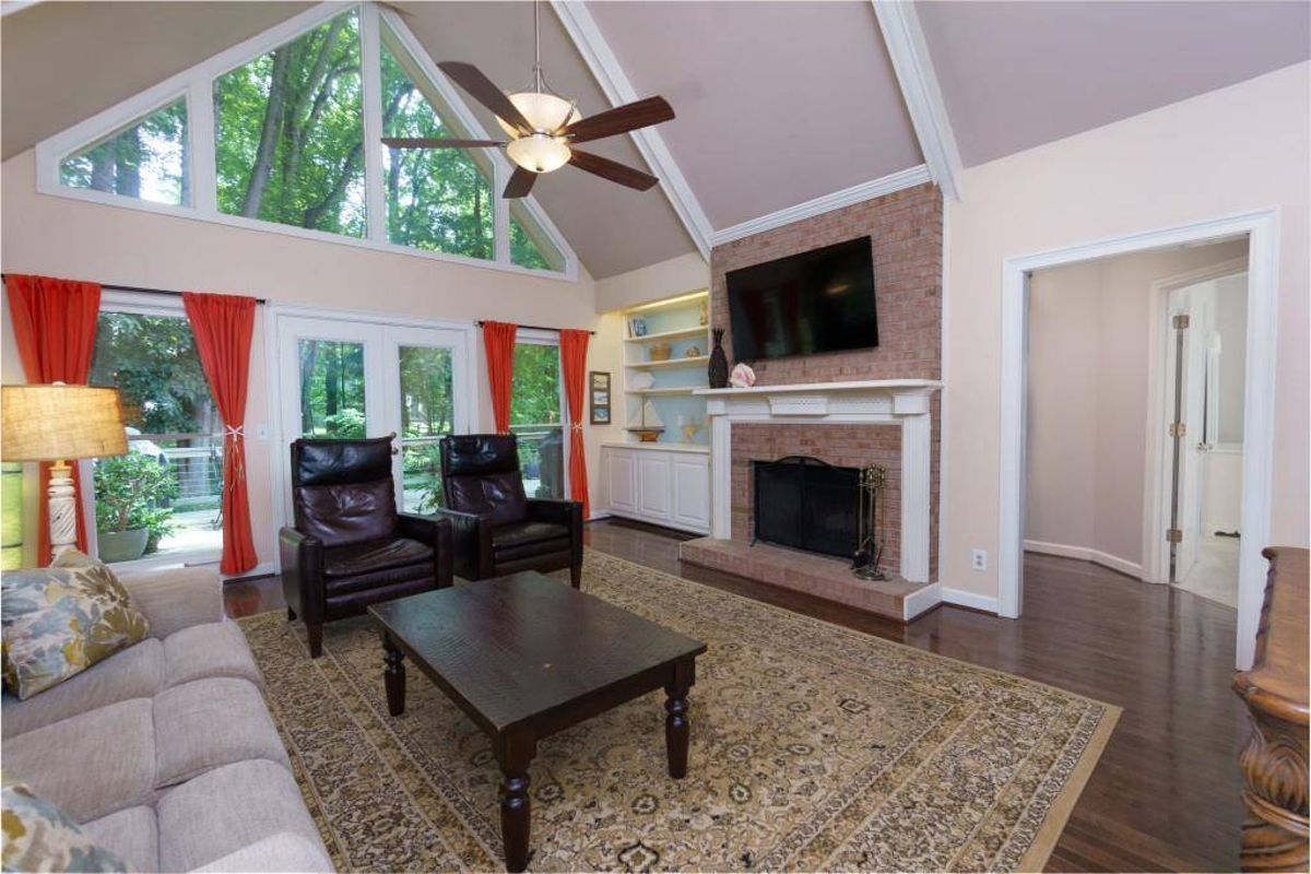 Featured Listing Image 18