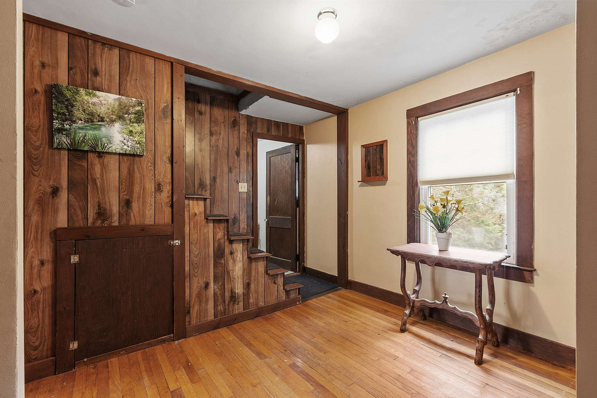 Featured Listing Image 8