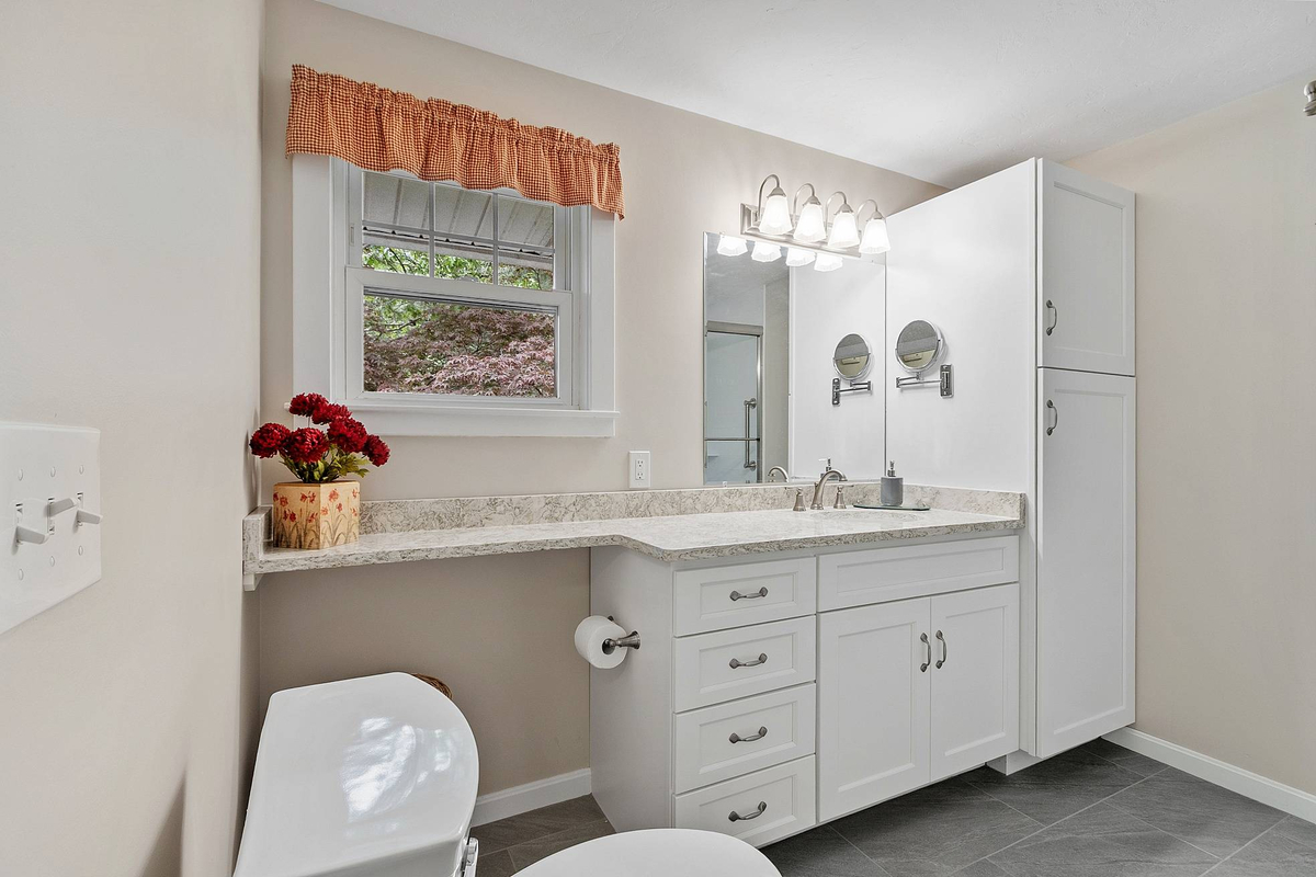 Featured Listing Image 18