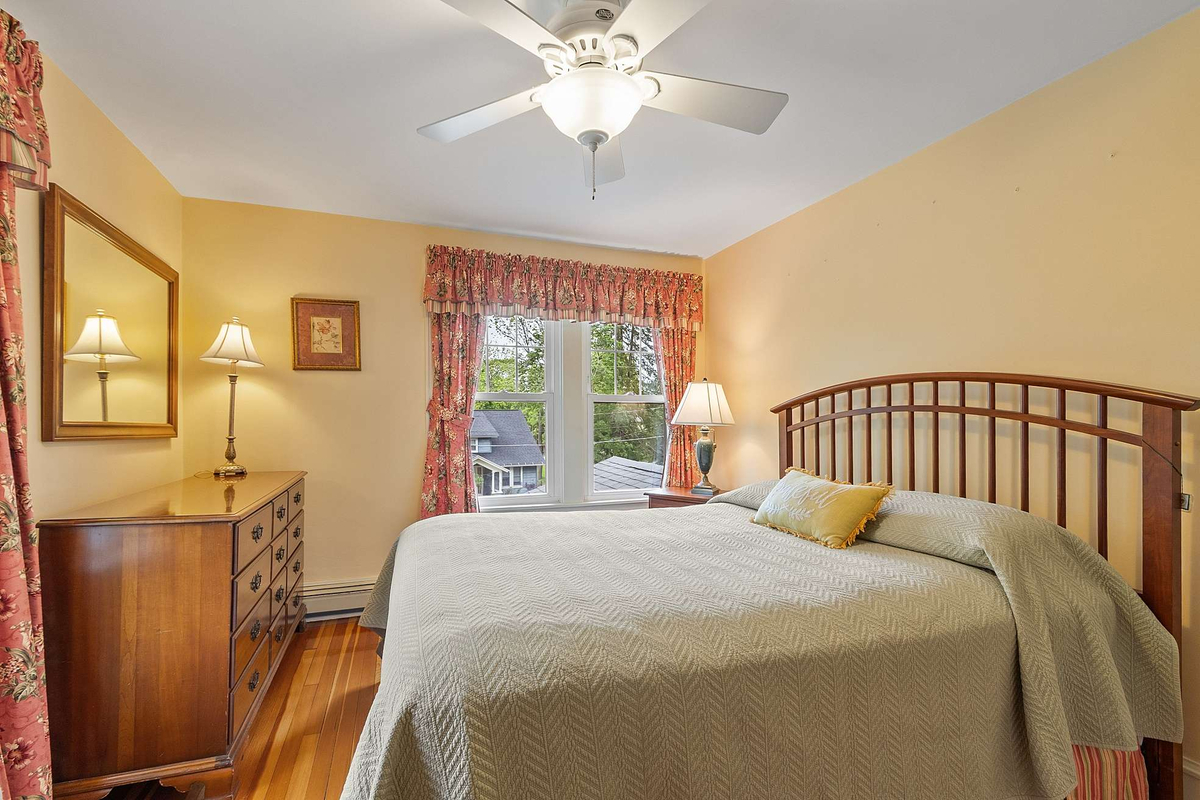 Featured Listing Image 21
