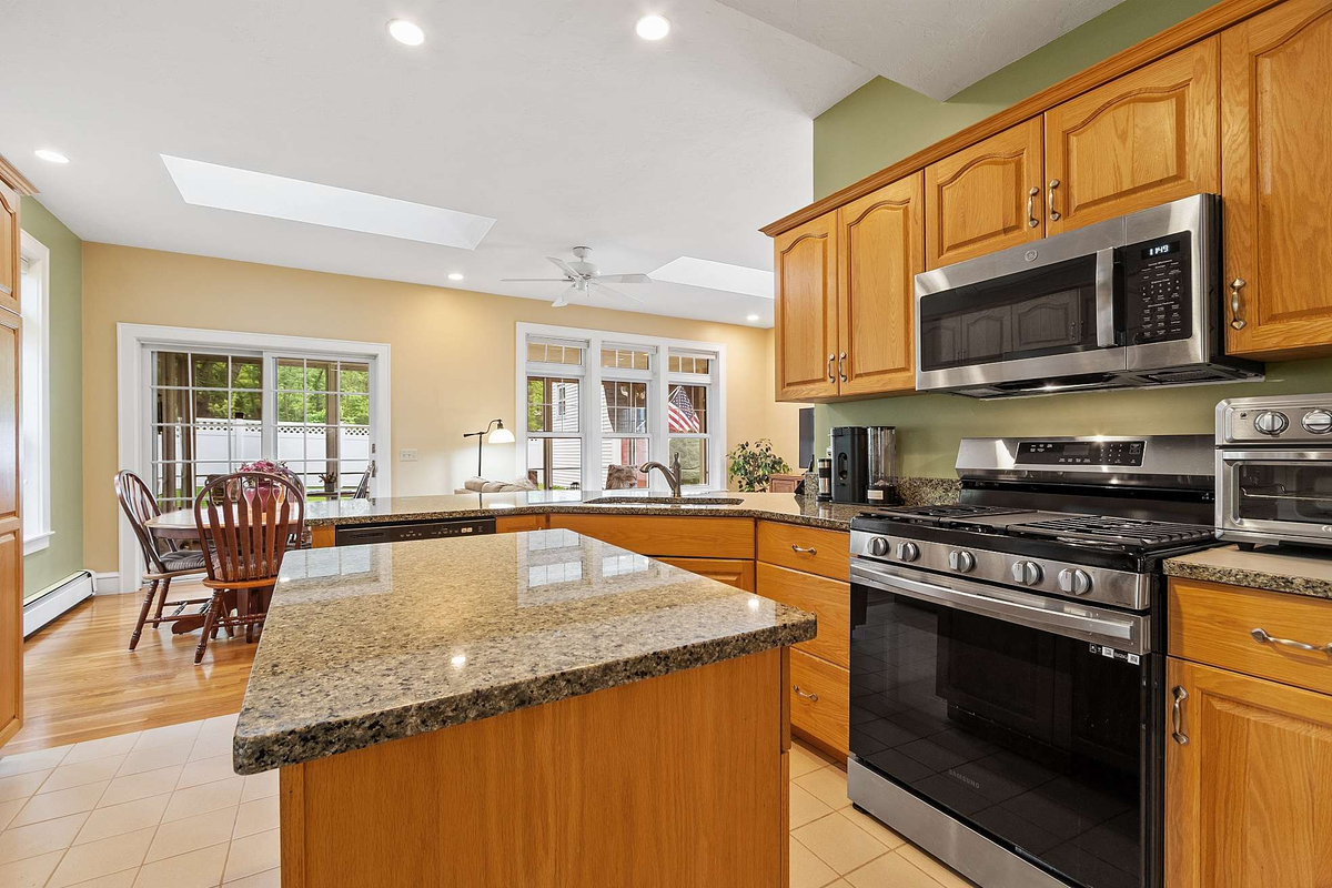 Featured Listing Image 5
