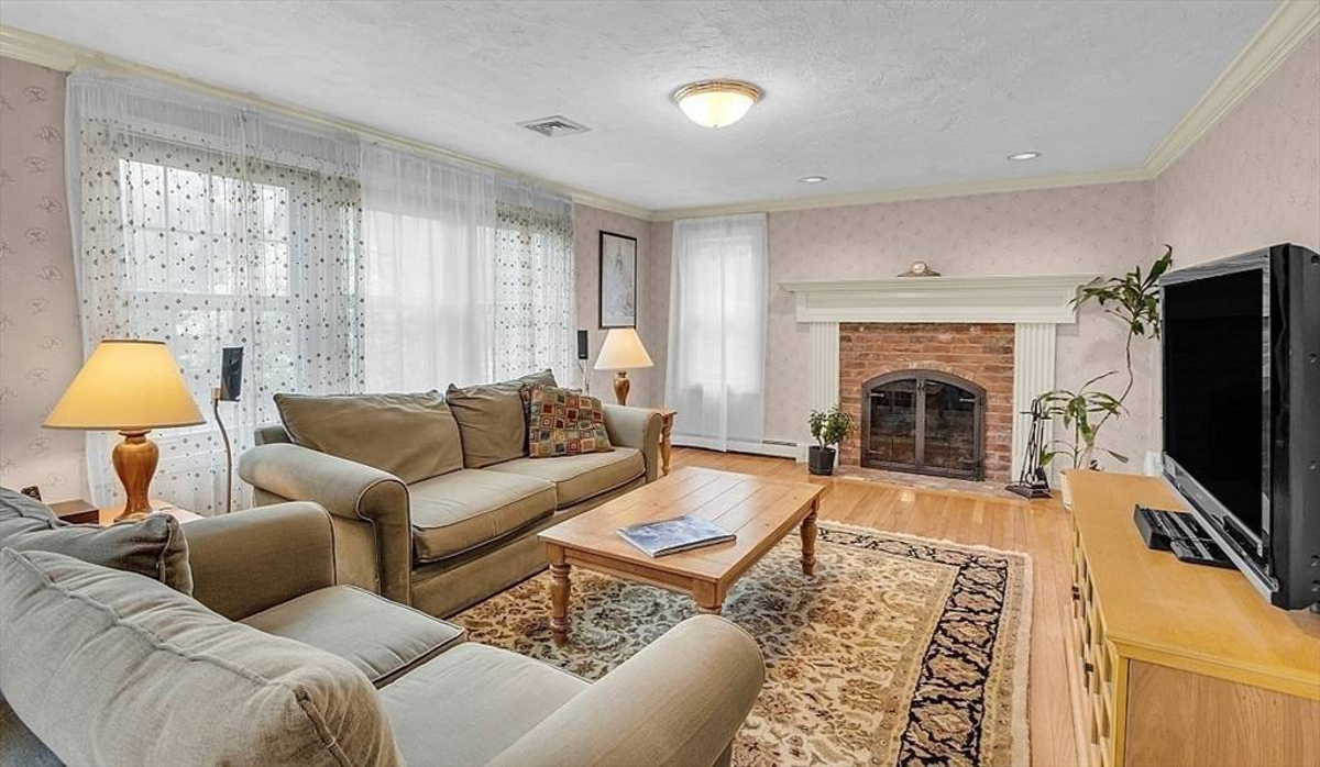 Featured Listing Image 3