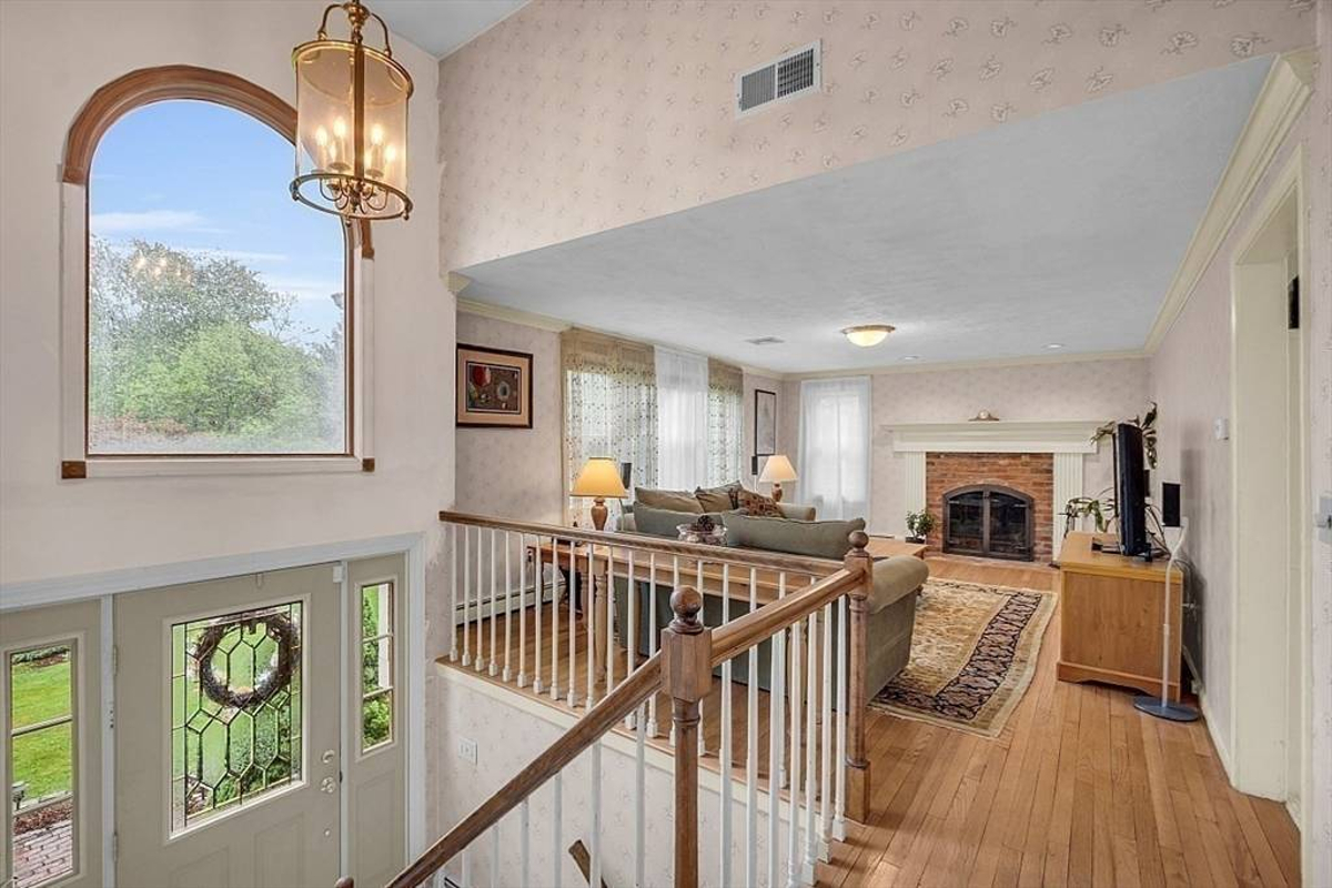 Featured Listing Image 7