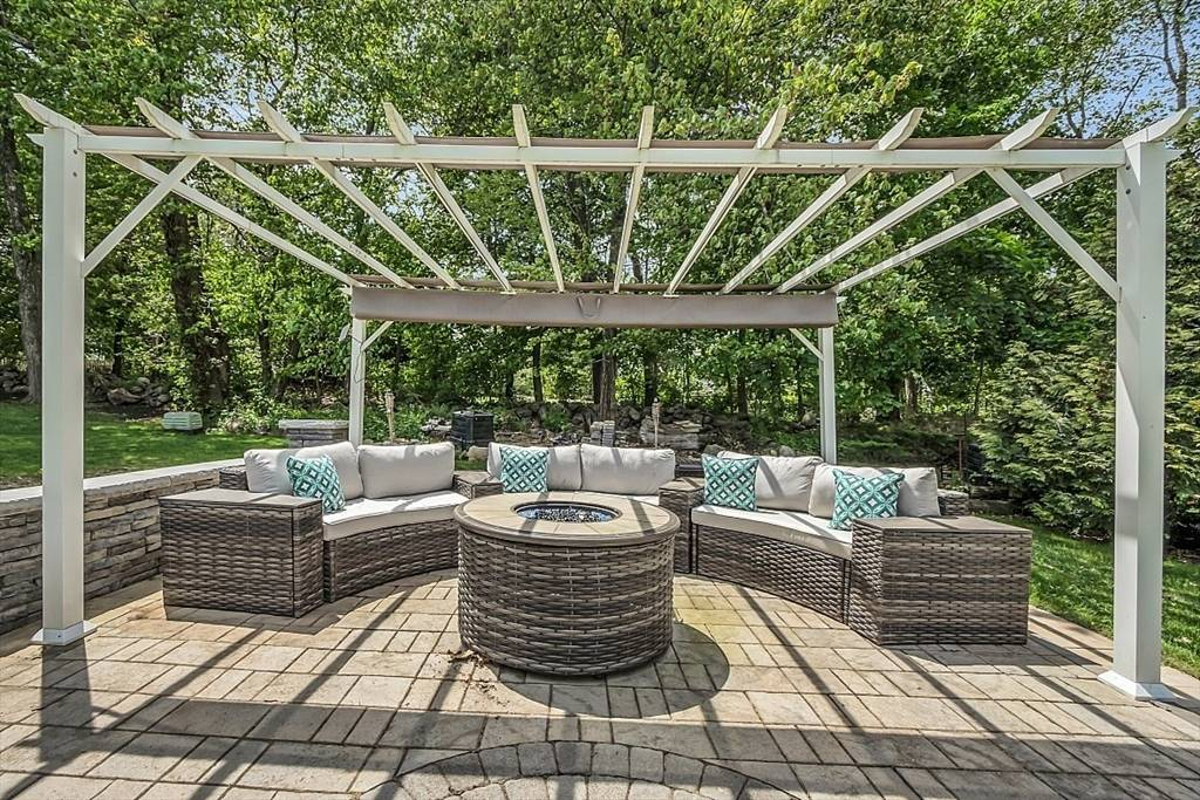 Featured Listing Image 35
