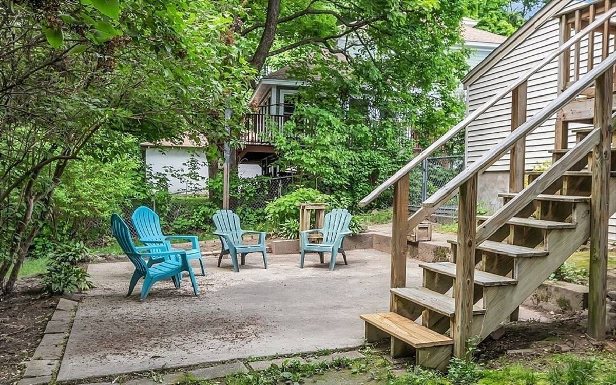 Featured Listing Image 26