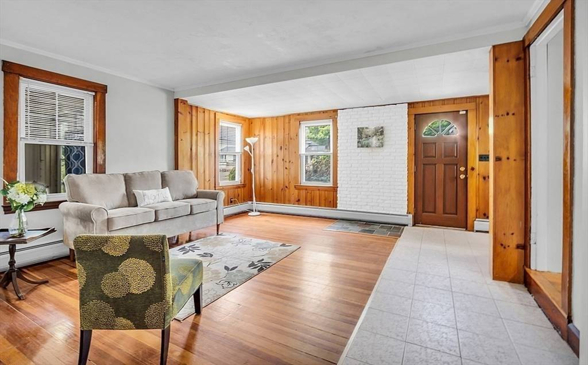 Featured Listing Image 7