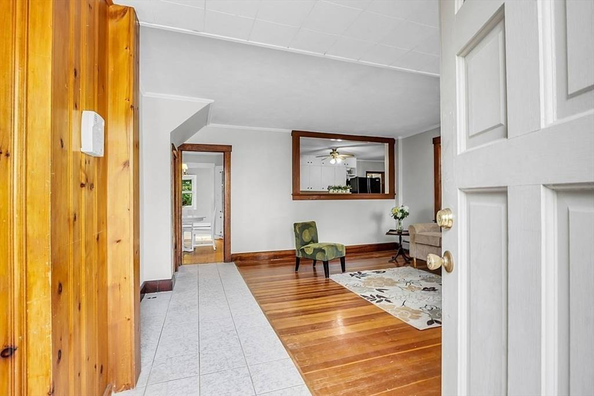 Featured Listing Image 3