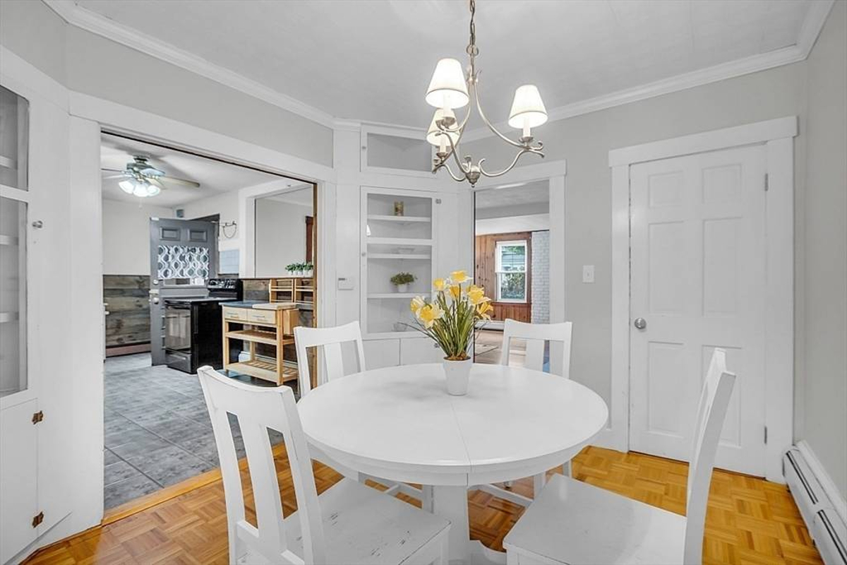Featured Listing Image 6