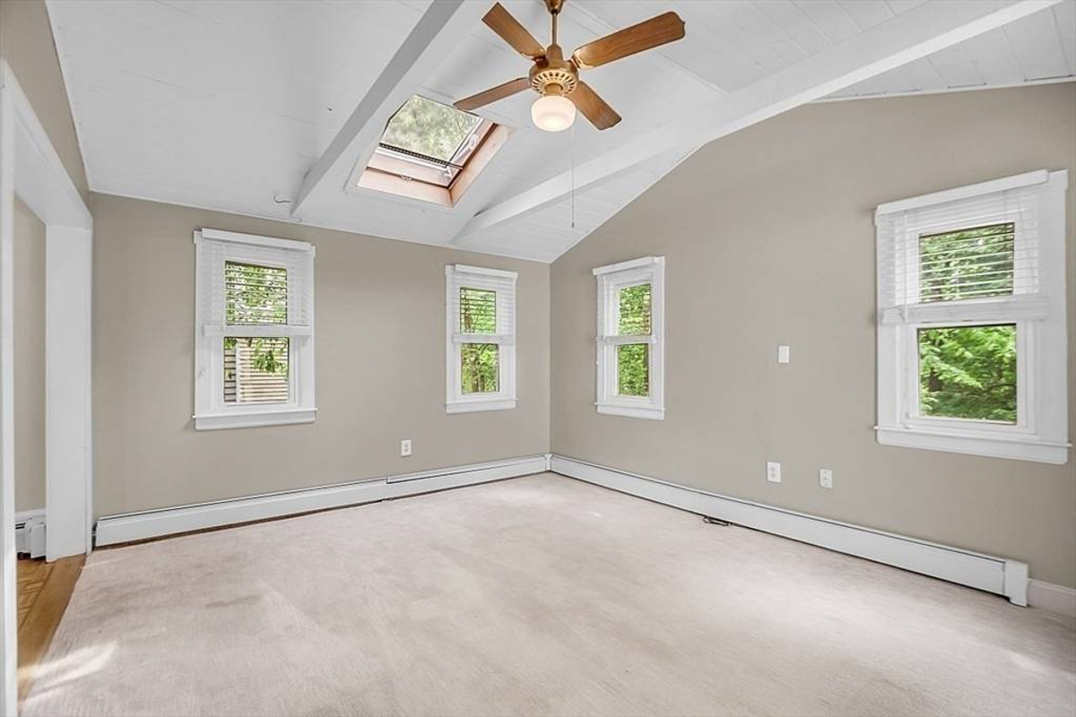 Featured Listing Image 13