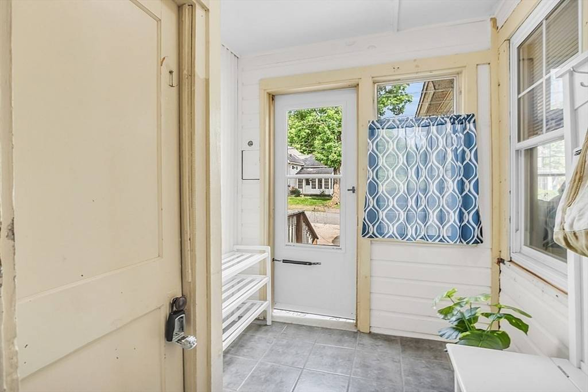 Featured Listing Image 23