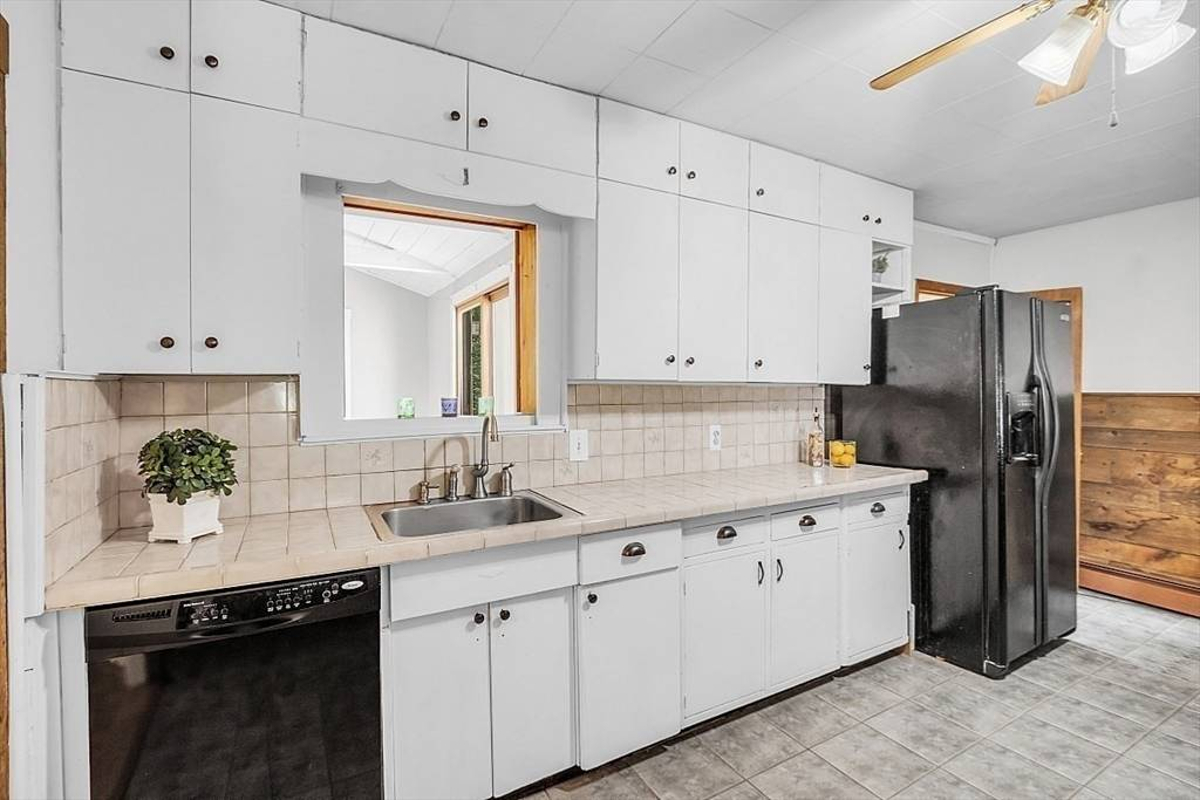 Featured Listing Image 9