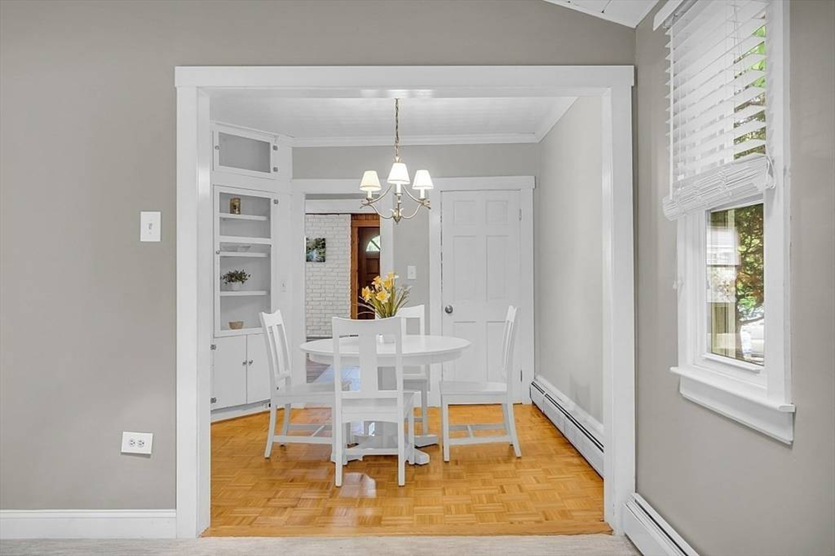 Featured Listing Image 5