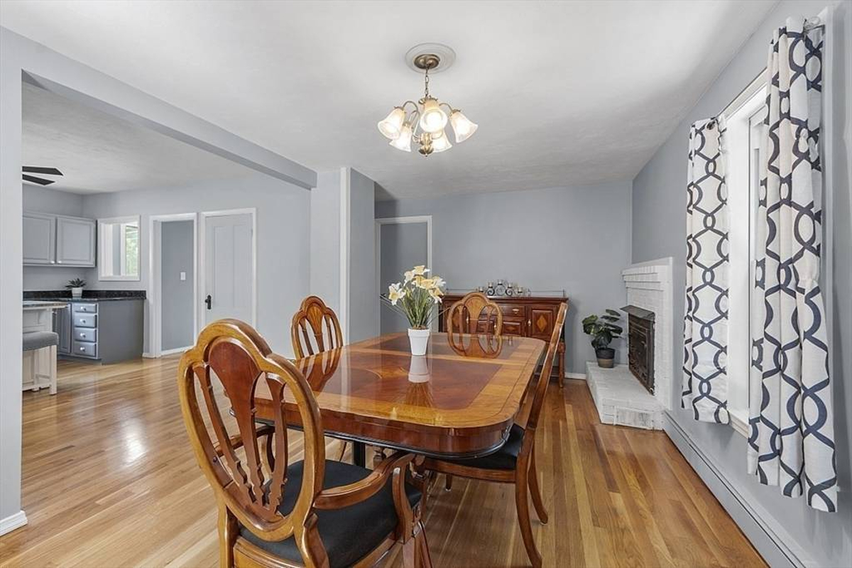 Featured Listing Image 7