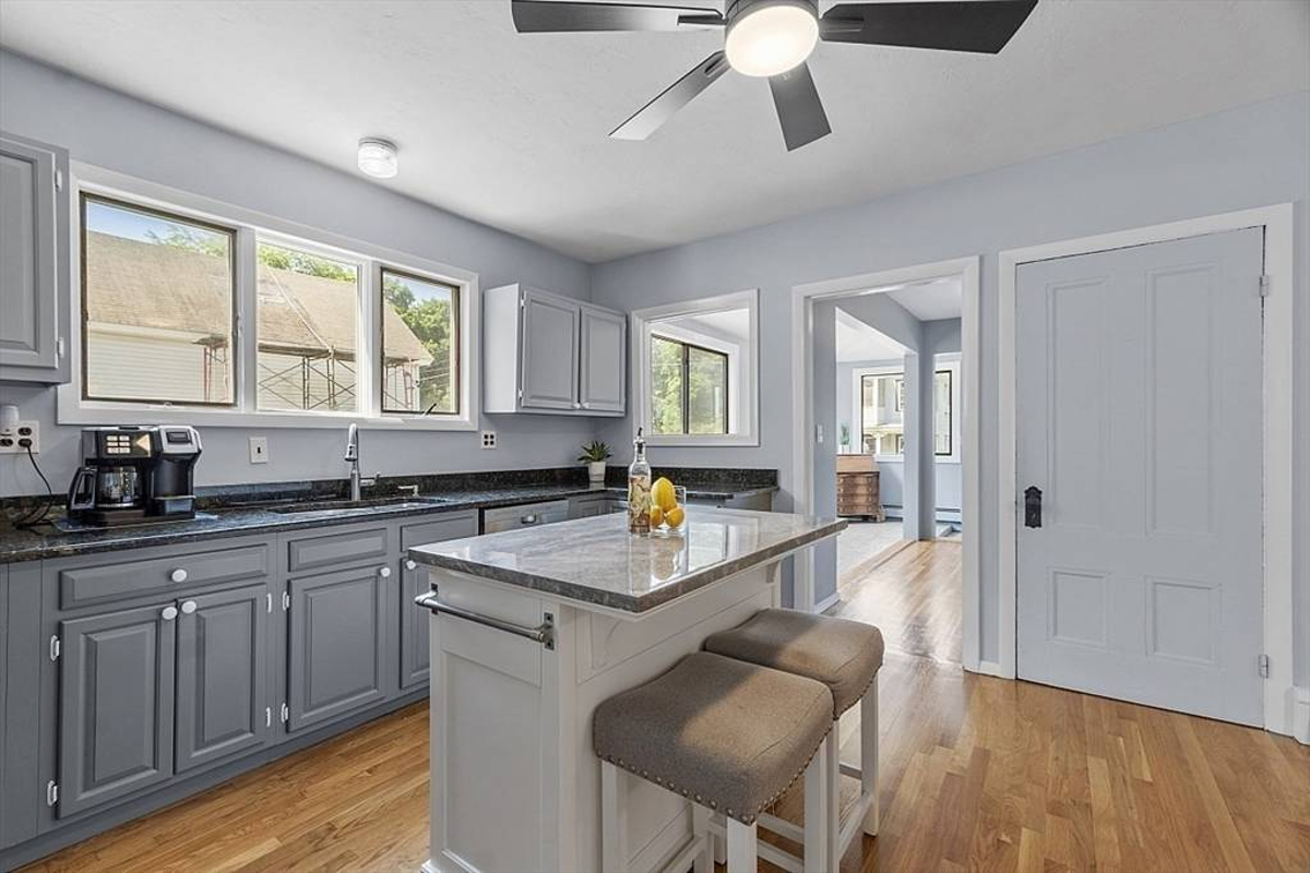 Featured Listing Image 6