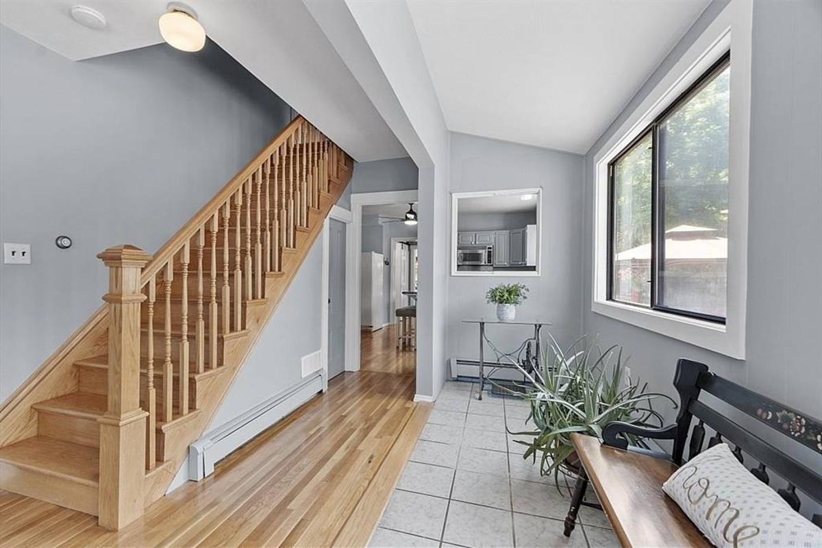Featured Listing Image 16