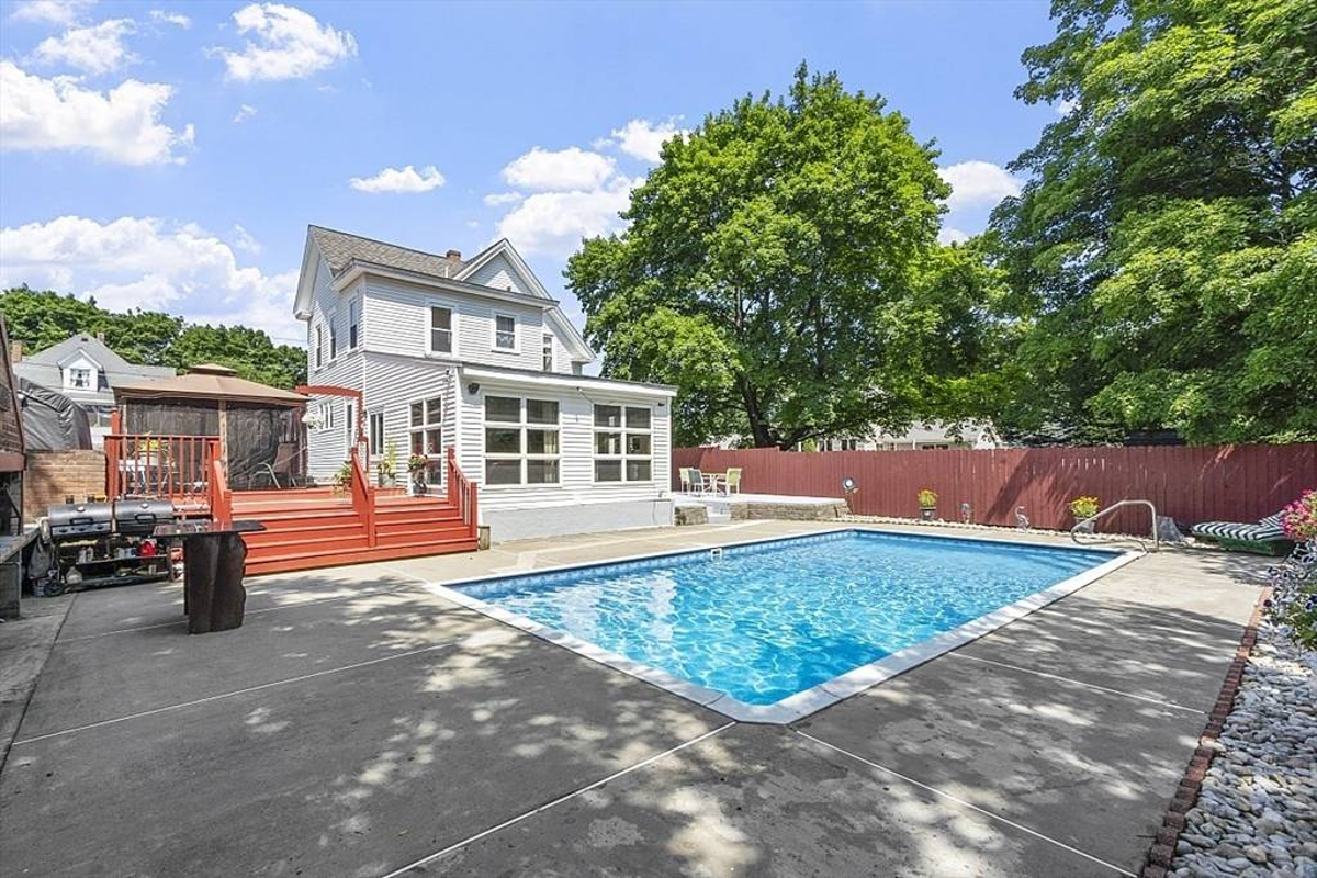 Featured Listing Image 27