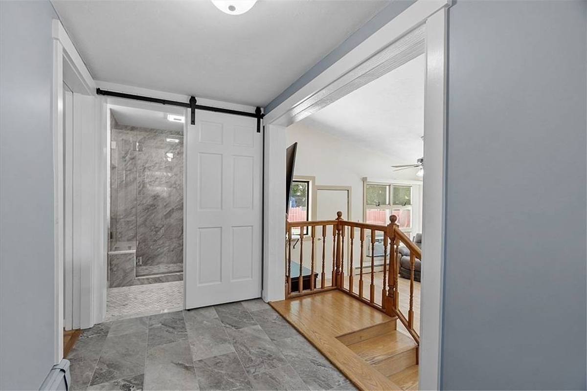 Featured Listing Image 12