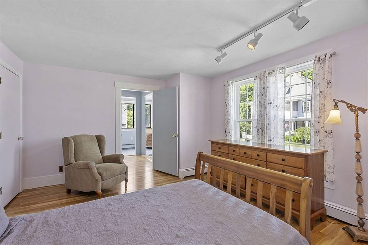 Featured Listing Image 15