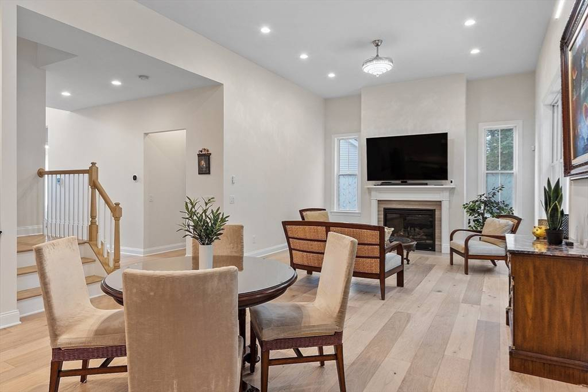 Featured Listing Image 1