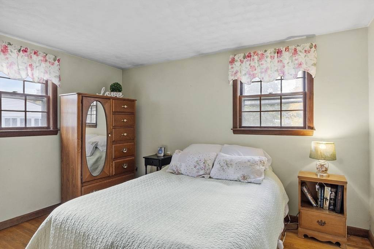 Featured Listing Image 16