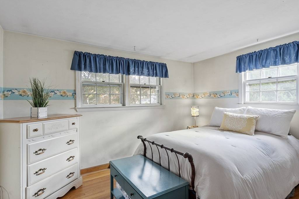 Featured Listing Image 17