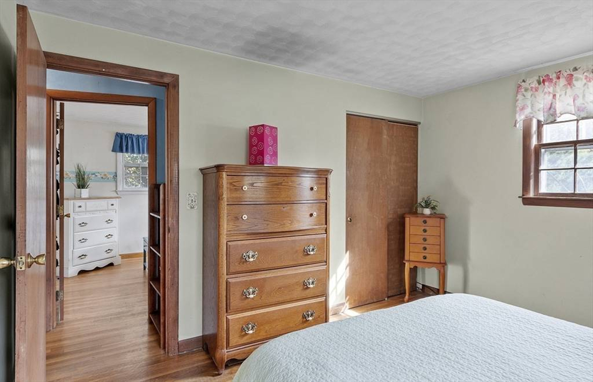 Featured Listing Image 15