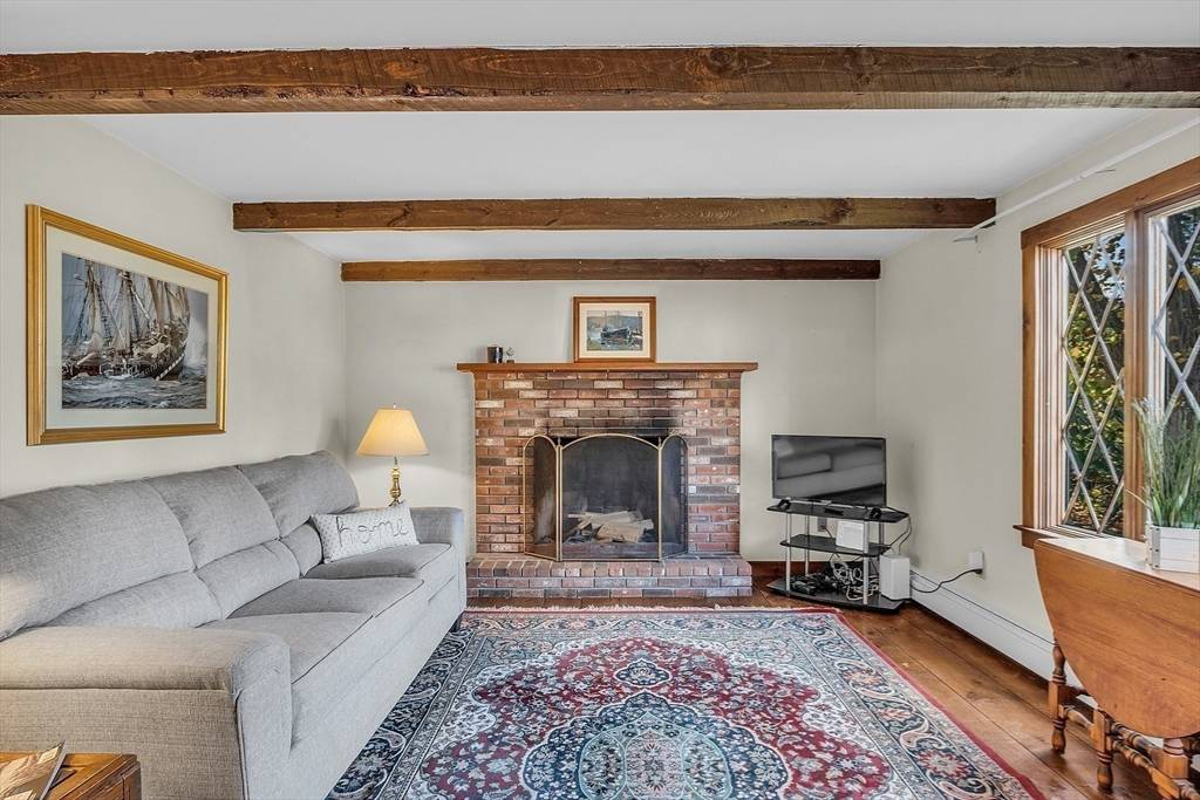 Featured Listing Image 13